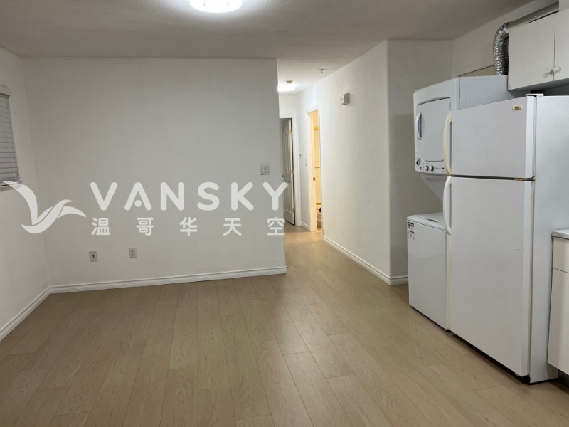 260408102617_livingroom  kitchen 1 .jpg